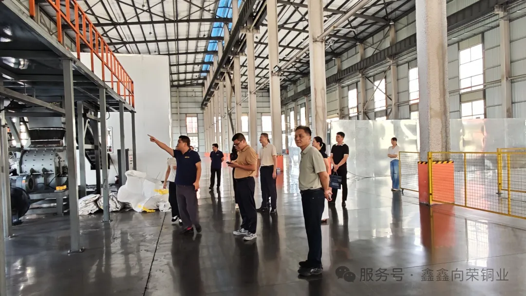 心系企业创新发展 赋能产业数智升级｜龙岩市领导莅临我司调研自研AI机械臂项目